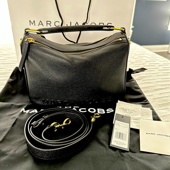 Marc Jacobs Bags Marc Jacobs Softbox 23 Black Leather Top Handle